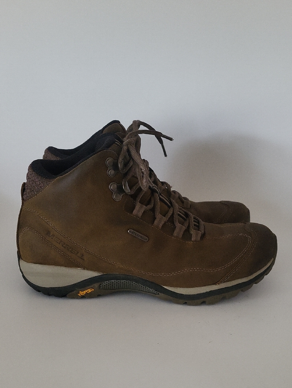 Merrell Siren Traveller 3 Mid Waterproof Light Trail Shoes - Women's